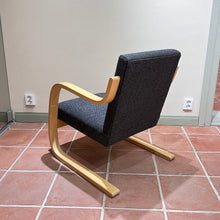Load image into Gallery viewer, Vintage Artek 402 chair
