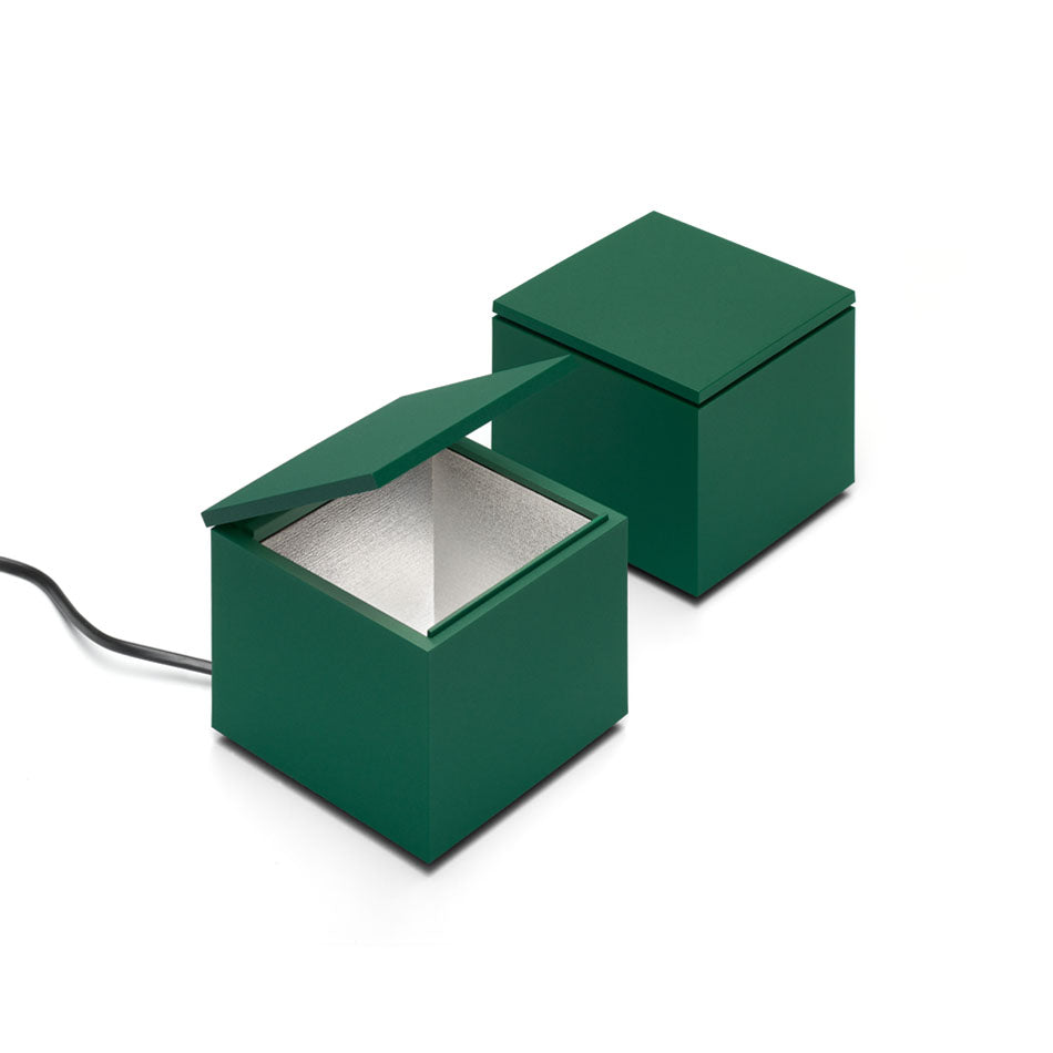 Cini & Nils Cuboluce LED silk lacquer green