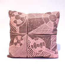 Load image into Gallery viewer, Cushion in Tiwi Design &quot;Kulama&quot; pink
