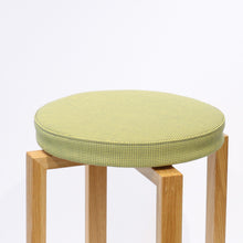 Load image into Gallery viewer, Removable seat cover Muse yellow
