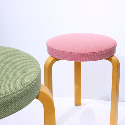 Removable seat cover by Deka for Aalto 60 stool