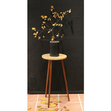 Load image into Gallery viewer, siro side table by deka
